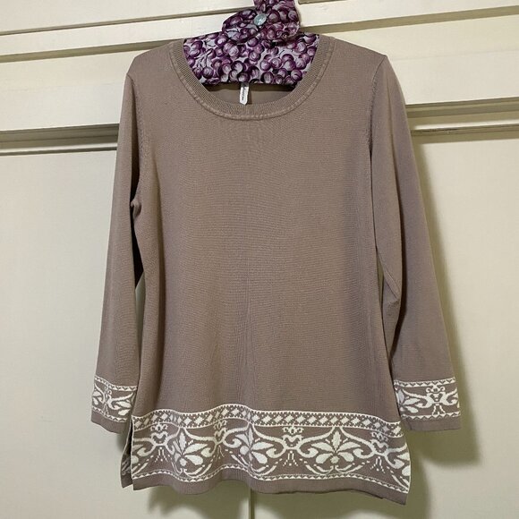 NY Collection tan sweater w/bell sleeves & white design trim, size L - Picture 1 of 13